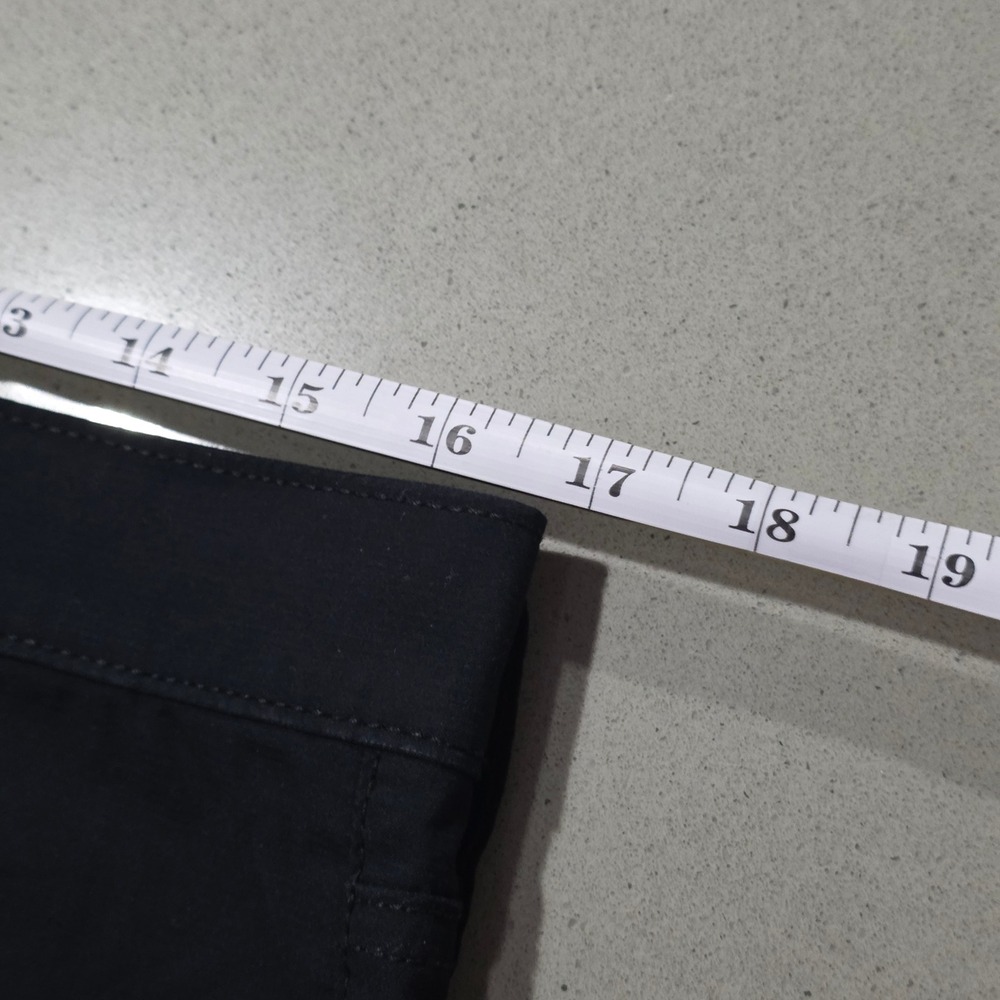 Levi Strauss & Co 725 High Rise Bootcut Black Pants W32 L30 19632-1769 - Picture 7 of 9
